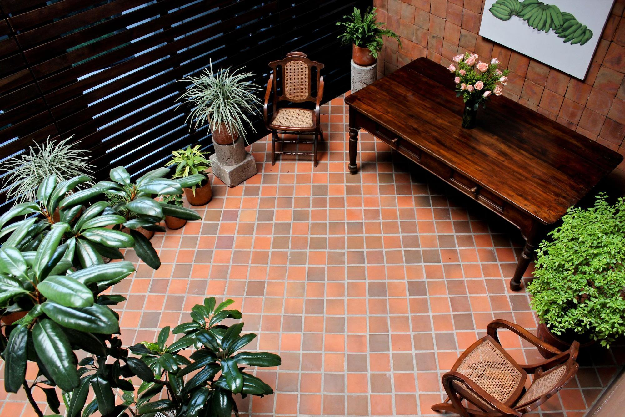Hotel Casa Gardenia Quito Bagian luar foto