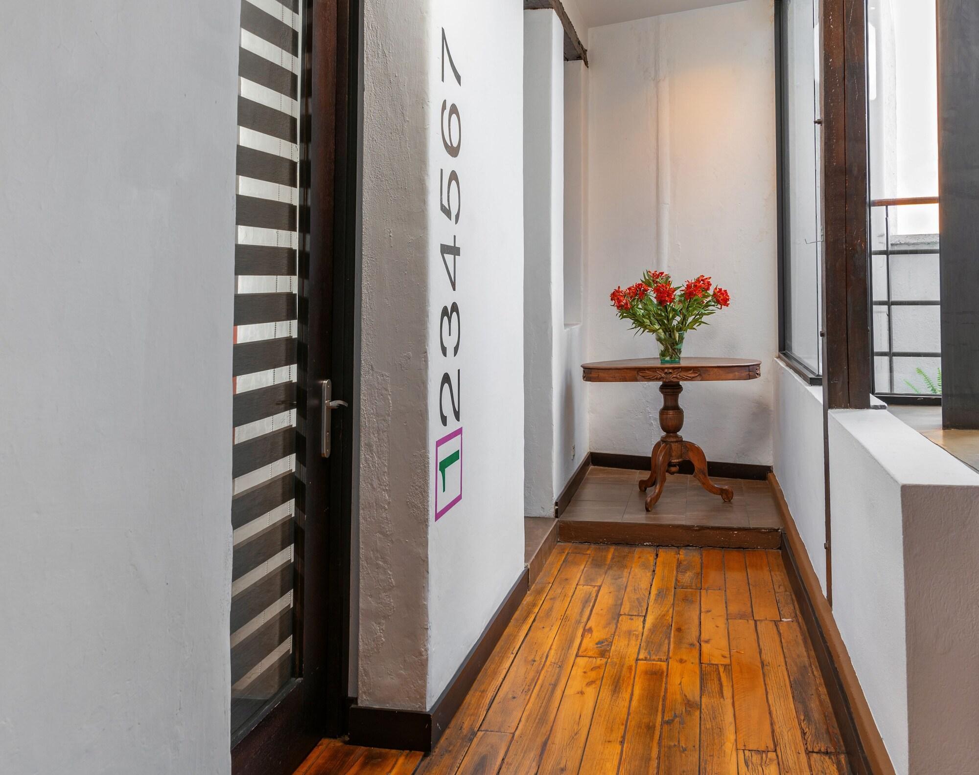 Hotel Casa Gardenia Quito Bagian luar foto