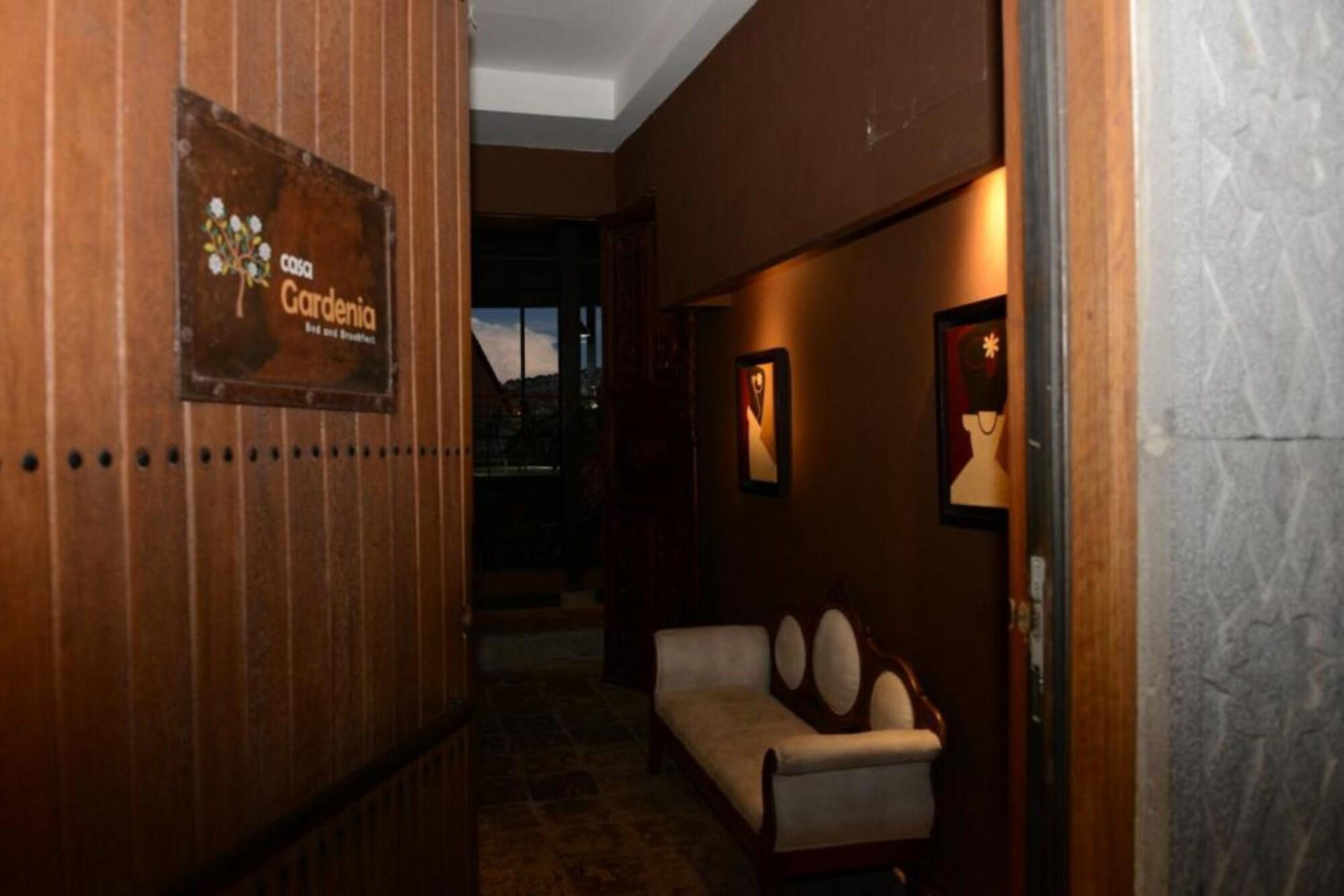 Hotel Casa Gardenia Quito Bagian luar foto