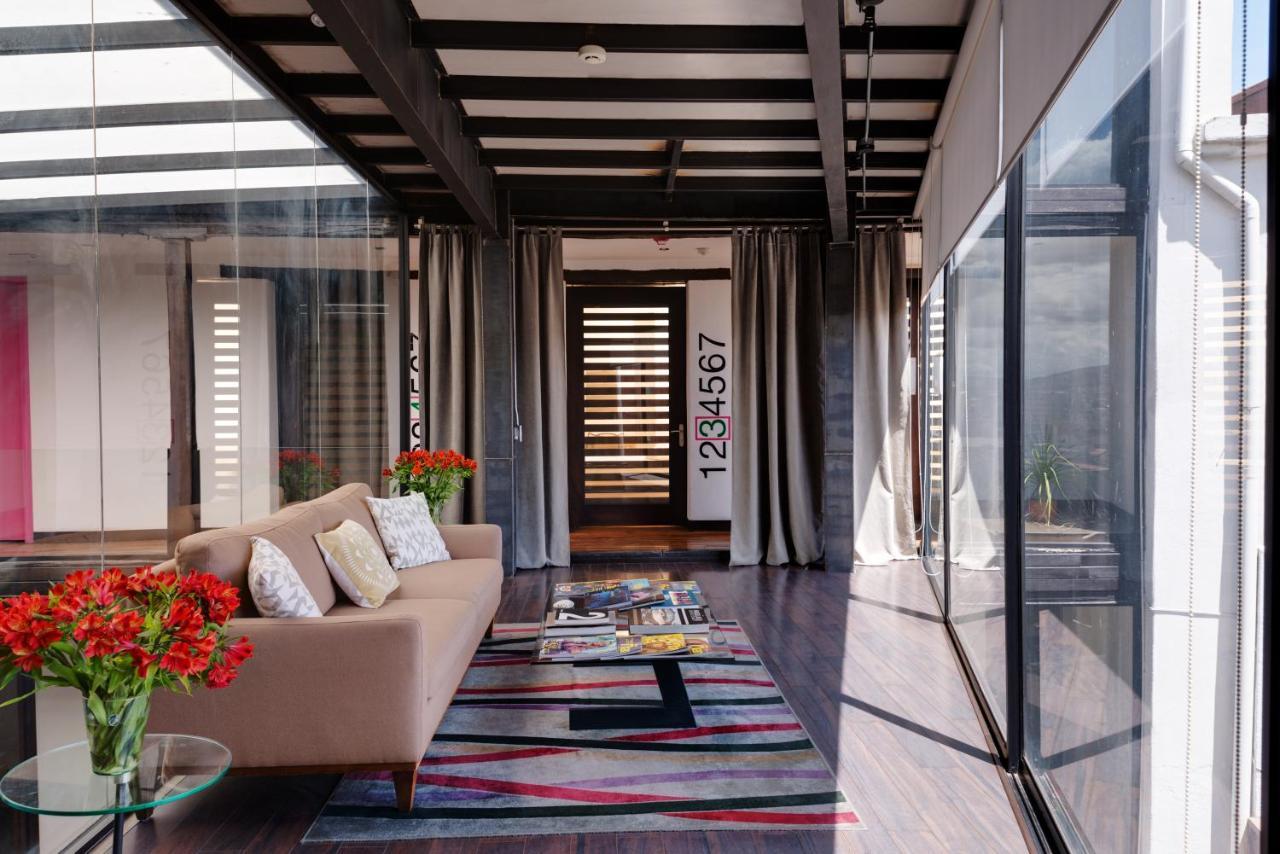 Hotel Casa Gardenia Quito Bagian luar foto